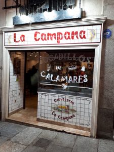 La Campana. Najlepsza kanapka z kalmarami w Madrycie. Za 3 EURO! Fot. Kamila Łapicka
